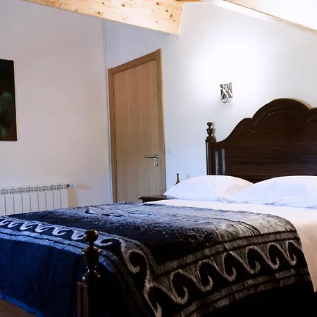 Casa Da Ladeira Chalet